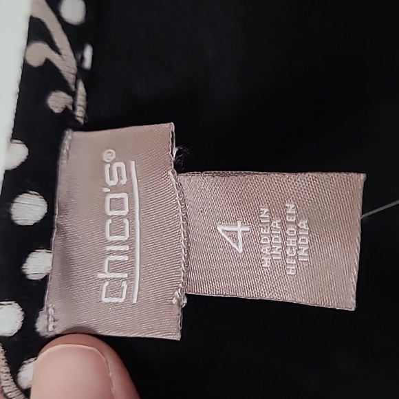 NWT Chico's Black Dress with white & tan design size 4 (20) - Picture 4 of 10